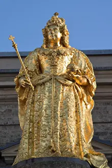 Gilded Prints: Gilded statue of Queen Victoria in Kingston-upon-Thames marketplace