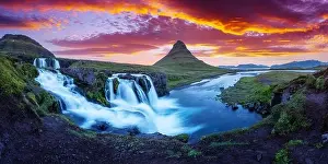 Gorgeous landscape with rising sun on Kirkjufellsfoss waterfall and Kirkjufell mountain, Iceland, Europe. Landscape photography
