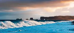 Toes Prints: Gorgeous panorama landscape with large waves on Black beach