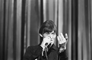 Excellence Prints: Grand Gala du Disque 1965, Dave Berry during his performance Date: 2 October 1965 Location: Amsterdam Keywords: music