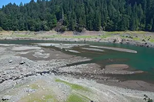 Deadly Prints: Green Peter Reservoir in the Cascade Mountains of central Oregon