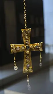 Toledo Prints: Guarrazar Hoard. Votive cross. Visigothic goldsmithing