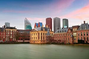 Images Dated 29th February 2020: The Hague, Netherlands cityscape at twilight