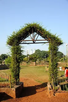 Sky City Prints: hanging garden malabar hill, mumbai, maharashtra, India, Asia