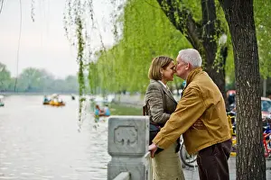 Kissing Prints: Happy couple kissing