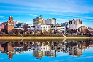 Harrisburg, Pennsylvania, USA skyline on the Susquehanna River