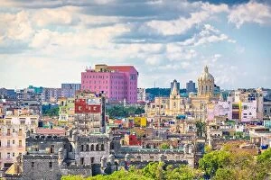 Images Dated 26th December 2017: Havana, Cuba downtown skyline on the Malecon