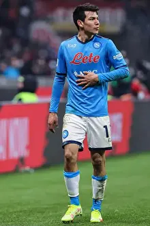 Napoli Prints: Hirving Lozano of SSC Napoli looks on during the Serie A 2021/22 football match between AC Milan