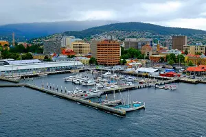 Navigate Prints: Hobart Tasmania Harbour Australia River Derwent