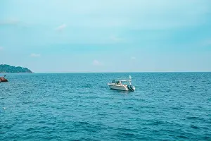 Beautiful Woman Prints: Holiday in an Island Coast with Snorkeling Boat Cruise in Perhentian Islands