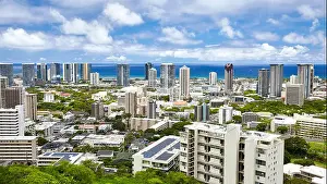 Honolulu Prints: Honolulu Hawaii City High Rise Skyline