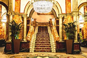 Travelling Prints: Hotel Russell, Russell Square London - interior