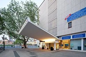 Wiesbaden Prints: Hotel Four Seasons, Hotel Vier Jahreszeiten
