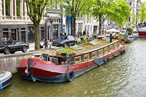 Houseboat barge, Amsterdam canal - Holland Netherlands