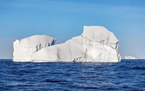Sculptural Prints: Huge sculptural iceberg in Liverpool Land