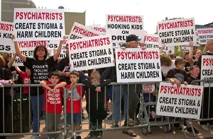 Citizens Prints: Hundreds of activists protest at the American Psychiatric Associations annual convention against the perceived overuse