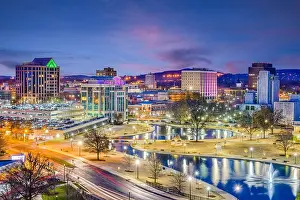 Huntsville, Alabama, USA park and downtown cityscape at twilight