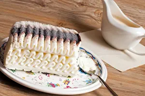 ice cake chocolate butter cream dessert piece roll big eating food ready meal treat table spoon gravy boat pattern nobody