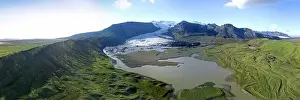 Icelandic aerial landscape. Panorama of the Fjallsarlon glacier and the lagoon at sunset