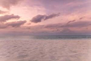 Images Dated 14th December 2018: Idyllic tropical beach, sunset landscape for background or wallpaper