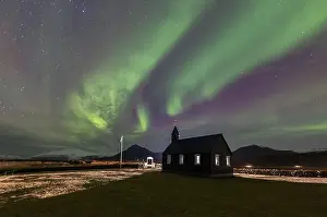 Magnetic Prints: I'm returning to my beloved Iceland, its landscapes and northern lights!