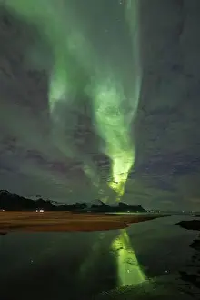 Magnetic Prints: I'm returning to my beloved Iceland, its landscapes and northern lights!
