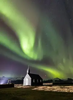 Magnetic Prints: I'm returning to my beloved Iceland, its landscapes and northern lights!