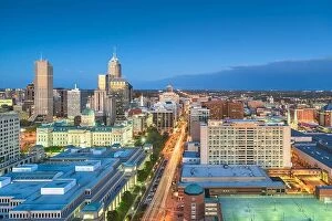 Images Dated 20th October 2018: Indianapolis, Indiana, USA downtown city skyline with the State House at dusk