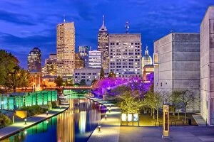 Images Dated 6th November 2017: Indianapolis, Indiana, USA skyline on the Canal Walk