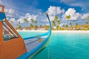 Images Dated 11th March 2019: Inspirational Maldives beach design. Maldives traditional boat Dhoni