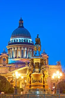 Colonnade Prints: Isaac beautiful cathedral in Saint-Petersburg at night