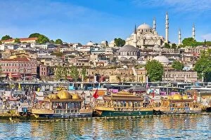 Images Dated 13th May 2018: Istanbul - view from Galata Bridge, Turkey