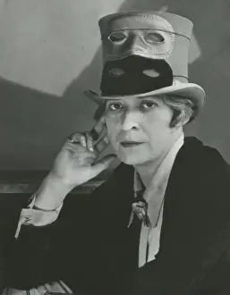 Janet Flanner. Museum: Privatsammlung. Author: BERENICE ABBOTT