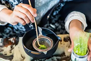 Tasting Prints: Japanese Matcha Tea Ceremony in Düsseldorf, Germany