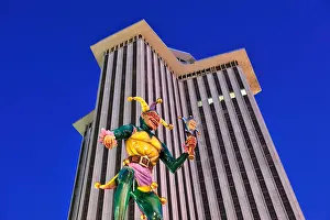 Joker Prints: Joker, sculpture, World Trade Center