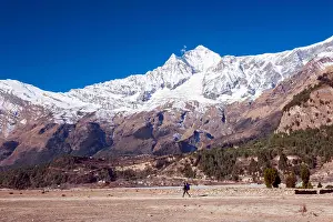 Mountain Peak Prints: The Kali Gandaki Valley with a view towards Dhaulagiri mountain on the Annapurna Circuit