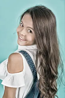 Preteen Prints: Kid model with long healthy brunette hair