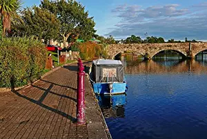 Scenic Views Prints: Killaloe, river Shannon, Clare county, Munster province, Republic of Ireland, Europe