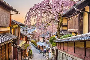 Kyoto, Japan springtime at the historic Higashiyama distirct