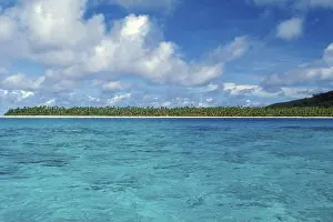 Australasia Prints: The lagoon off Tavewa Island, Yasawa Islands, Fiji