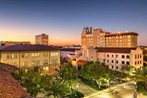 Lakeland, Florida, USA downown cityscape at city hall during dusk