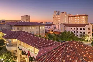 Lakeland, Florida, USA downown cityscape at city hall during dusk