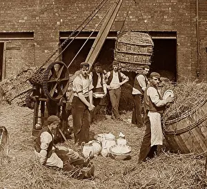 Lambeth Doulton Faience factory - packing - Victorian period
