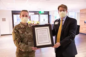 Response Prints: LANSING, Mich. -- U.S. Army Col