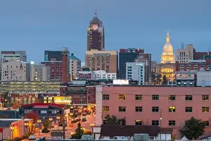 Lansing, Michigan, USA downtown city skyline at twilight