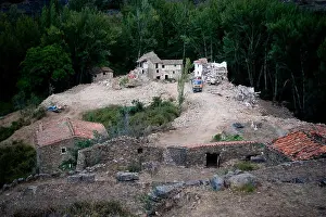 Demolition Prints: Las Ruedas de Enciso village under demolition before Enciso dam is finished