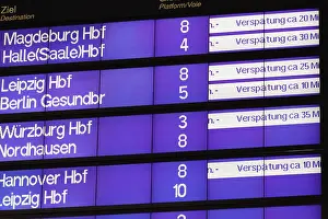 Delay Prints: late trains displaying at a German railway station