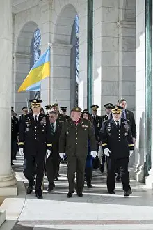 (From the left) U.S. Army Lt. Gen