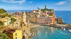 Images Dated 22nd May 2016: Liguria - Vernazza, Cinque Terre, Liguria, Italy