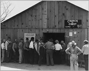 Workers Prints: A line-up of individuals at a state relief pay day in Arvin